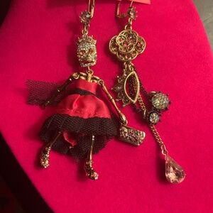 Betsey Johnson Prom Party Mismatched Skull Earrings - 14